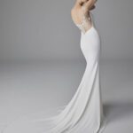 Svadobné šaty Noémie – Elegancia s čipkovým chrbtom