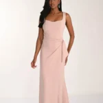 Spoločenské šaty v odtieni Lychee