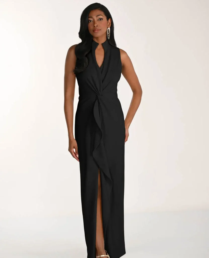 Spoločenské šaty so stojačikom v čiernej farbe