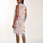 Spoločenské šaty v jemných pastelových tónoch