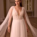 Svadobné šaty Basil s odnímateľnou pelerínou – Plus Size